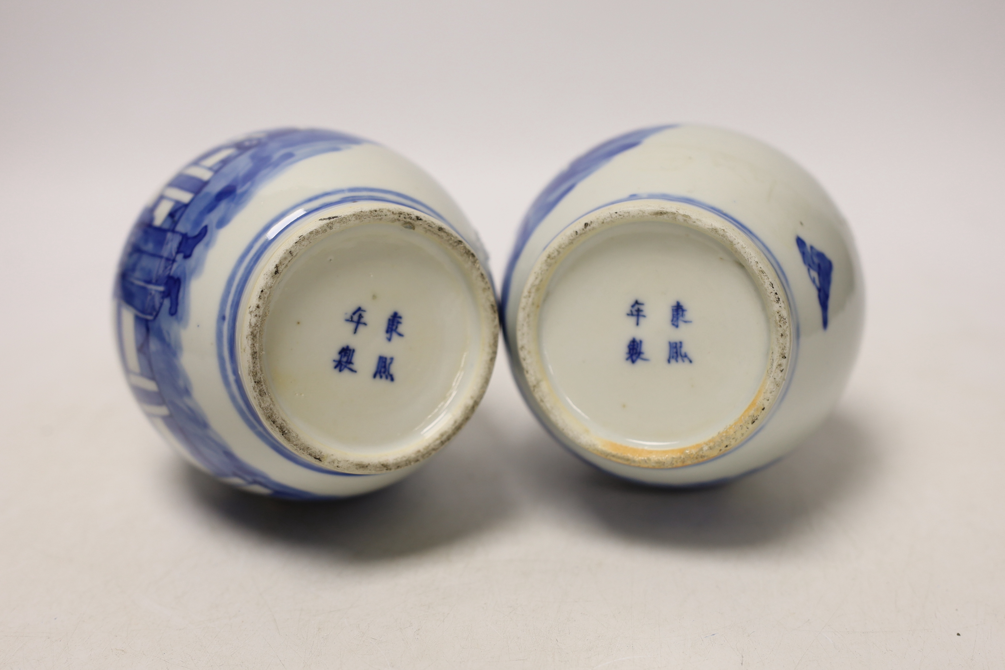 A pair of Chinese blue and white bottle vases, 19th century, 21cm high